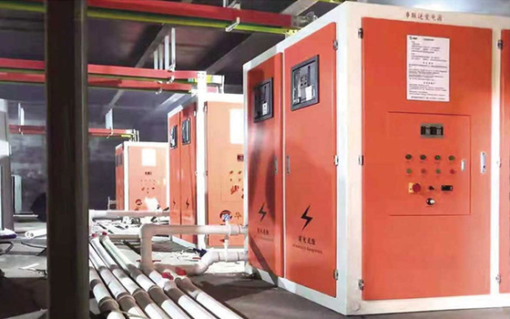 Aşırı ısınma koruması ve 129 Metal işleme endüstrisi için frekanslı gerilimli erime fırını
